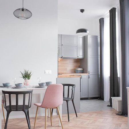 Ferienwohnung Apartament Magia Miasta Jelenia Góra Exterior foto