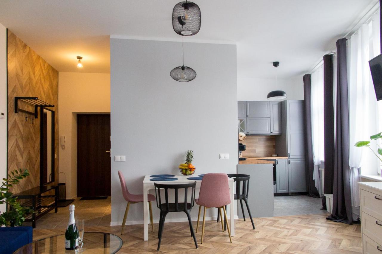 Ferienwohnung Apartament Magia Miasta Jelenia Góra Exterior foto